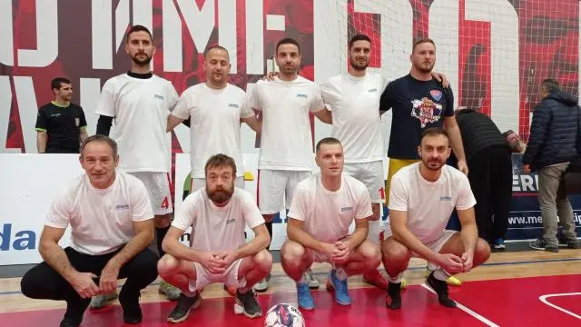 24-dnevnikov-turnir-ekipa-Dnevnika_2_